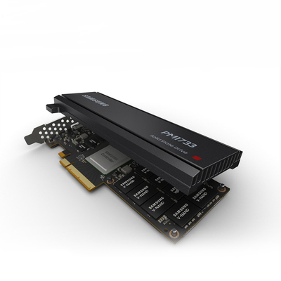 PCIe Gen4 X4 NVMe U.2 2,5-calowy wewnętrzny dysk SSD Samsung PM1733 SSD 3,84 TB